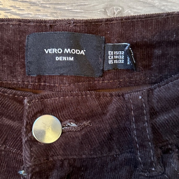 Vero Moda Chocolate Corduroy Flared Pants - Picture 6 of 7